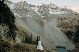 blue lakes trail hiking elopement