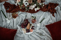 elopement picnic
