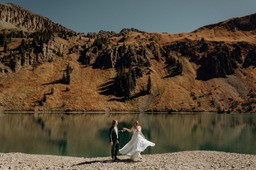 blue lakes trail hiking elopement
